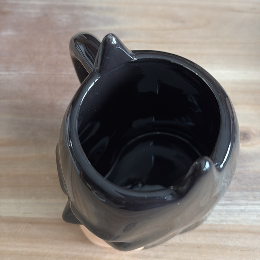 DC Comics Batman 3D Shaped Mug - Picture 3 of 5